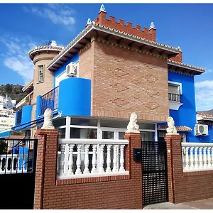 Torre De La Victoria Hostel Hostal Rincón de la Victoria