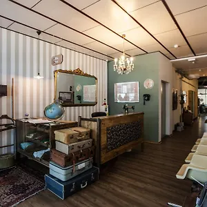  Albergue Pars Tailor'S Hostel